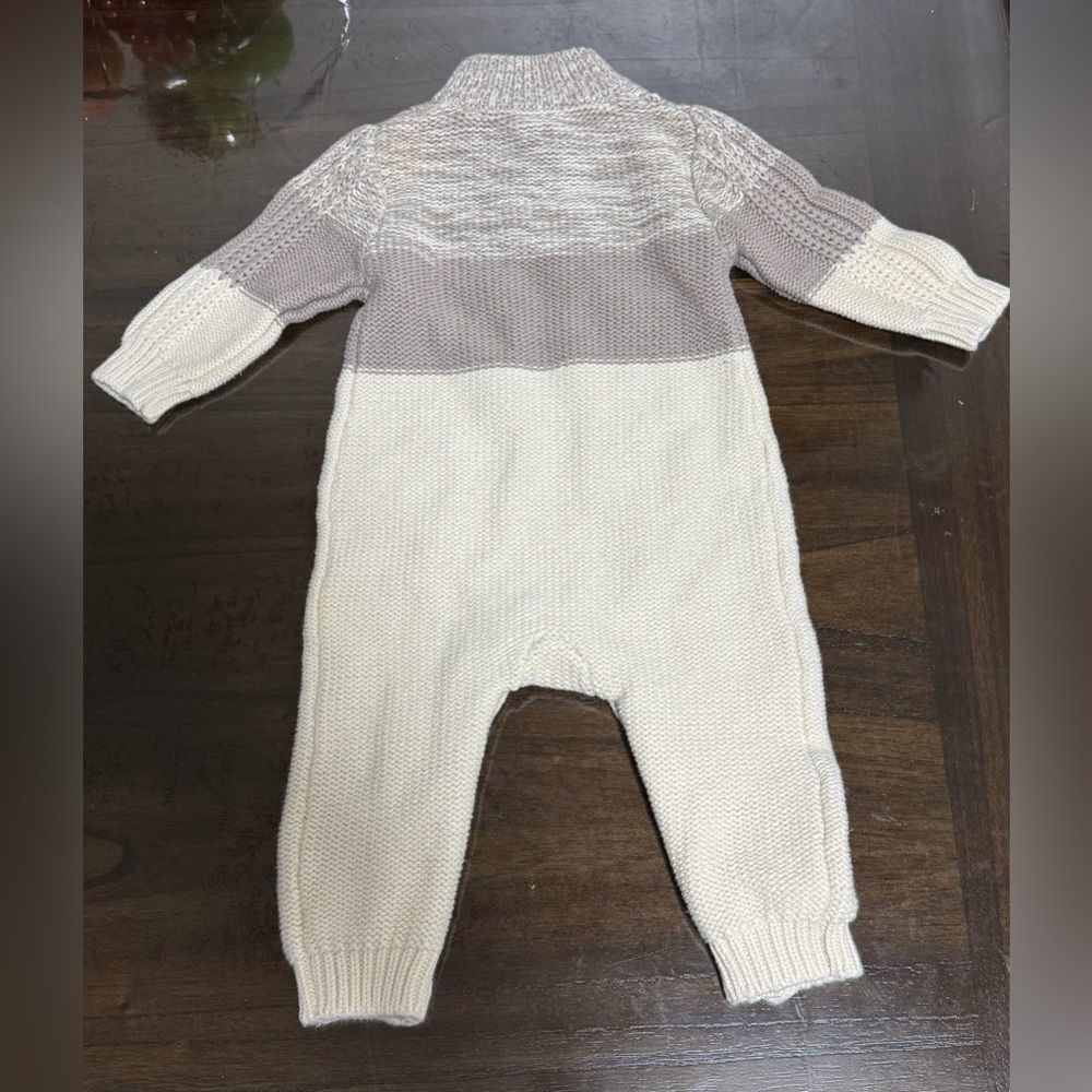 Baby Gap 6-12 Month Cotton Cable-Knit Sweater One-Piece Romper - Picture 4 of 10